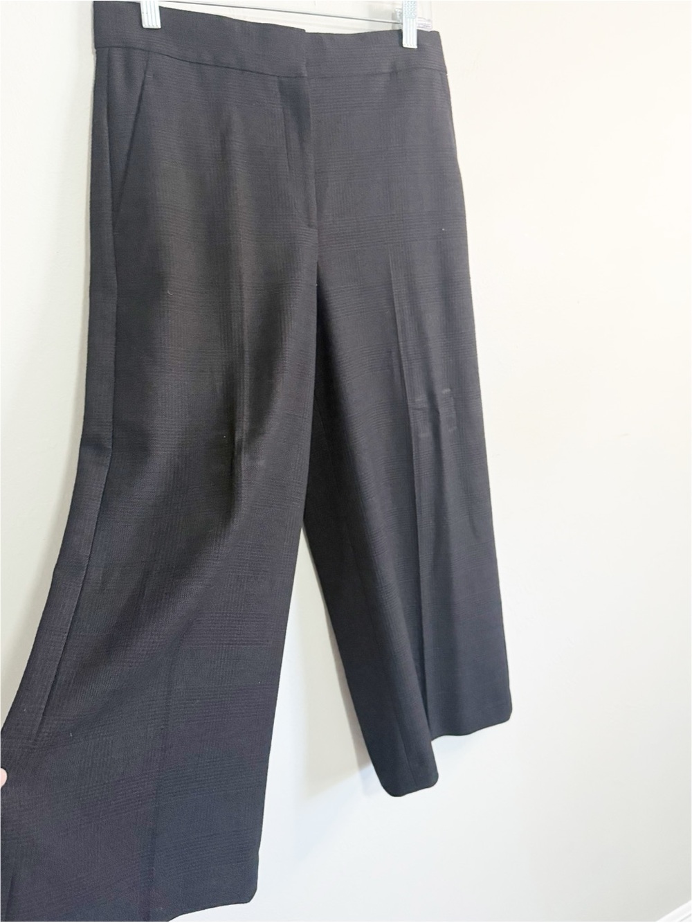 ANN TAYLOR Women’s Black Faint Plaid Wide Leg Trousers Pants Flat Front Size 6 - Picture 2 of 6